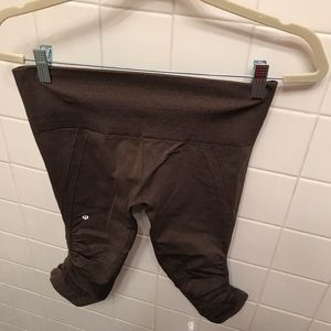 Brown Cropped Lululemon Leggings Size6!